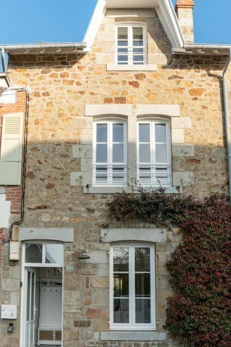 Le Cottage De La Baie Carolles Exterior foto